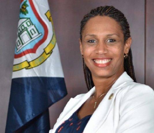 Heyliger-Marten extremely concerned about current unrest. Requests urgent question hour with Minister of Justice