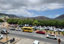 Two suspects arrested with firearm during general police controls in the Philipsburg area.