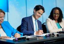 The Netherlands signs an accord with Aruba and Sint Maarten on cooperation in the field of renewable energy