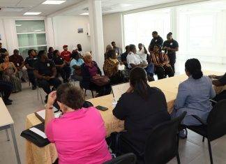 Minister Richardson Engages in Productive Dialogue with Customs Officers to Address Concerns