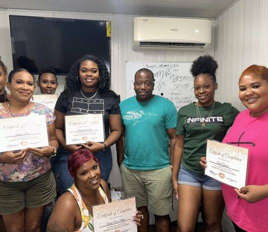 JULIAN ROLLOCKS JR EMPOWERS WOMEN ENTREPRENEURSHIP