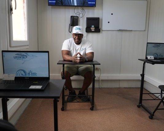 JULIAN ROLLOCKS JR. COMPLETES COMMUNITY I.T. PROGRAM
