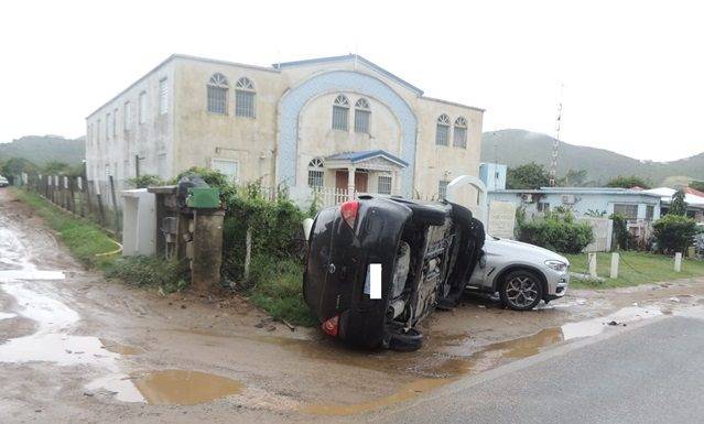 Serious Three-Vehicle Accident on Bishop Hill Road – Police Urges Vigilance on Wet Roads