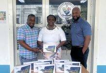 JULIAN ROLLOCKS JR. COMPLETES COMMUNITY I.T. PROGRAM