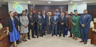 The newly elected Parliament of Sint Maarten held its first meeting, Public meeting