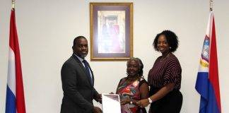 Informateurs complete assignment and submit the final report to the Governor.