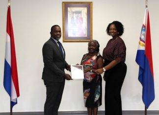 Informateurs complete assignment and submit the final report to the Governor.
