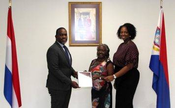 Informateurs complete assignment and submit the final report to the Governor.