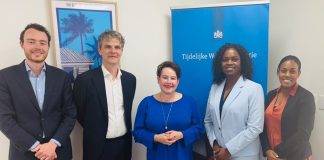 The mayor of Utrecht pays a courtesy visit to Temporary Work Organization Sint Maarten