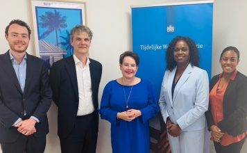 The mayor of Utrecht pays a courtesy visit to Temporary Work Organization Sint Maarten