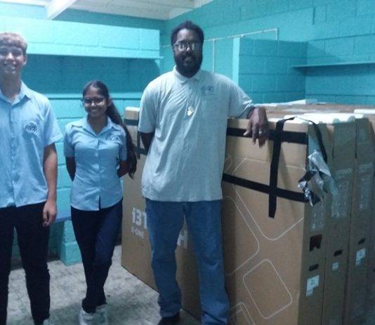 SVOBE schools grateful for donation of 9 smartboards from Heerbeeck College in Best/Netherlands