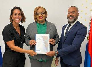 APS Presents 2023 Annual Report to Minister of Finance