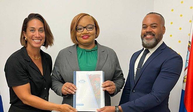 APS Presents 2023 Annual Report to Minister of Finance