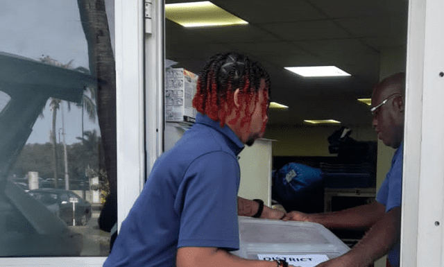 Civil Registry Delivers Voting Cards to Post Office for Upcoming Election