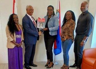 Minister of VSA Receives the World Alzheimer’s Report 2024