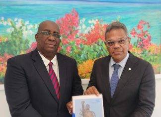 Vice Chair of Common Court Presents 2023 Financial Year Report to Prime Minister Mercelina
