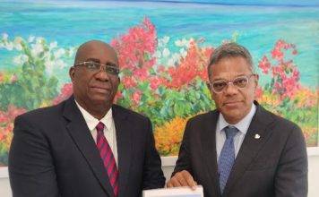 Vice Chair of Common Court Presents 2023 Financial Year Report to Prime Minister Mercelina