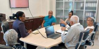 VSA Minister Meets with Board Members of Sint Maarten Seniors & Pensioners Association (SMSPA)