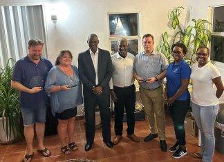 Ministry of VSA thanked RAV-Midden-West-Noord Brabant Ambulance Organization for their decade long support
