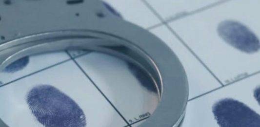 Off-Duty Police Officer Intervenes in Attempted Robbery