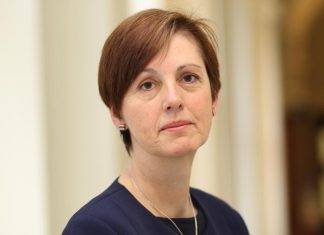 GOVERNOR JULIA CROUCH FOLLOWING PRISON ESCAPE AND RECAPTURE