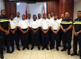 11 aspirante nobo pa KPCN a kuminsá estudio di polis na Sint Maarten