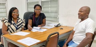 Tax Assistance for Seniors: Income Limit Now at NAf 18,000