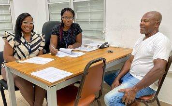 Tax Assistance for Seniors: Income Limit Now at NAf 18,000