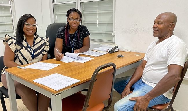 Tax Assistance for Seniors: Income Limit Now at NAf 18,000