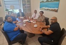 Prime Minister Dr. Luc Mercelina holds Meeting on the Future of Postal Services St. Maarten (PSS NV)
