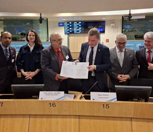 SER Curaçao signs international cooperation agreement in Brussels
