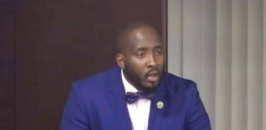 Lewis: “focusing on safeguard the best interests of the people of country Sint Maarten.”