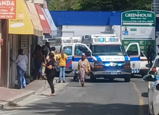 Police Investigating Armed Robbery at Jewelry Store on Front Street