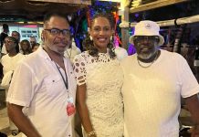 Minister of TEATT applauds return of soul beach and reviews the economic impact for St. Maarten
