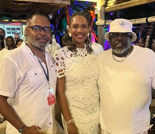 Minister of TEATT applauds return of soul beach and reviews the economic impact for St. Maarten