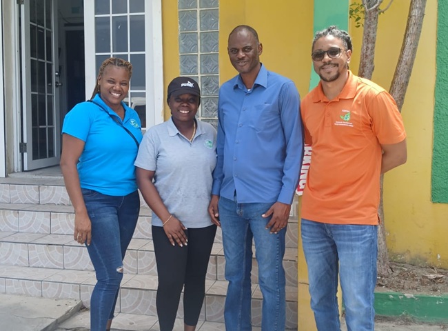 L-R Stacey Thomas -Leaders For Change Volunteer , Ashma Berkel – Managing Director Leaders For Change, Minister Richinel Brug (VSA), Chadwick Richardson CDFHA (VSA-Rep)