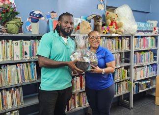 Daniel Helligar Celebrates 15 Years of Dedicated Service with the Sint Maarten Library