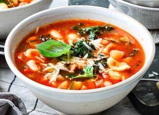Offering undocumented migrants soup could be criminal offence