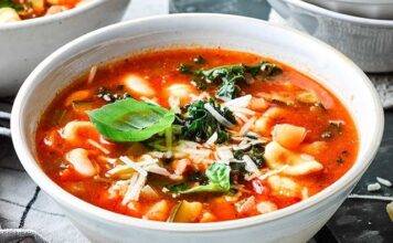 Offering undocumented migrants soup could be criminal offence