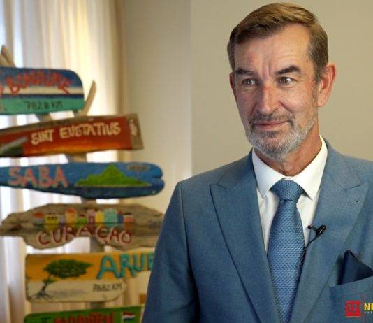 First visit of State Secretary Van Marum to St. Maarten, Aruba and Curaçao