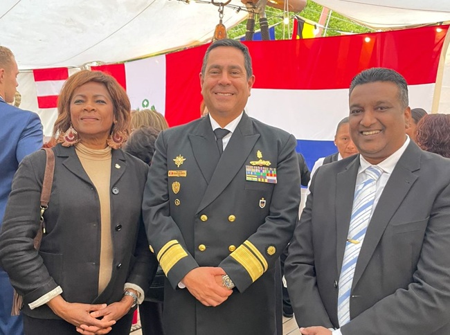 Minister Plenipotentiary of Sint Maarten, Drs. Gracita R. Arrindell, attended a special reception onboard the Peruvian Navy tall ship B.A.P. Unión (1)