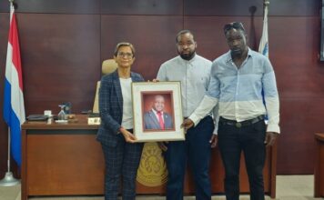 Parliament Public Meeting no. 22 to honor the memory of the late Mr. Romeo F. Pantophlet