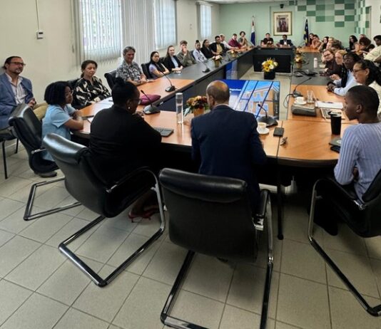 Students from The Hague University of Applied Sciences visit Curaçao’s SER