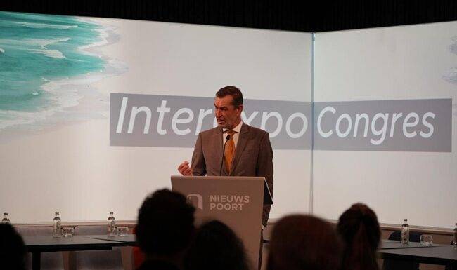 Dutch State Secretary Eddie van Marum opened the conference ‘Fifteen years after 10/10/10’
