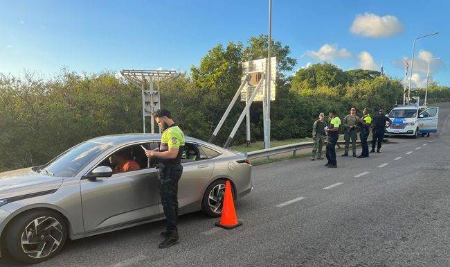 Successful Multi-Agency Border Control Operation in Sint Maarten