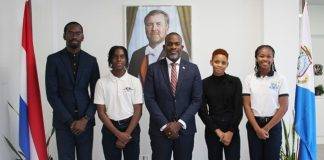 Governor Baly meets Governor’s Symposium Youth Creative Vision Contest winners