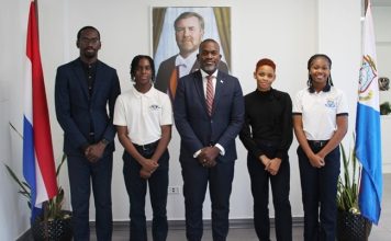 Governor Baly meets Governor’s Symposium Youth Creative Vision Contest winners