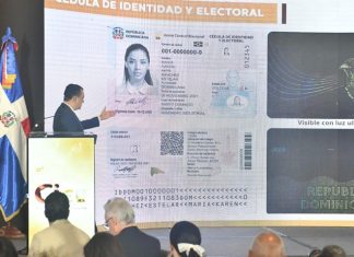 La JCE presenta diseño de las nuevas cédulas a periodistas, comunicadores y líderes de opinión