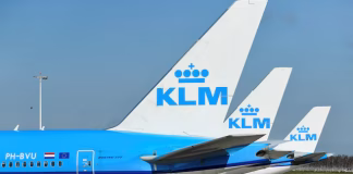 Dutch airline KLM cancels 124 flights as snow falls