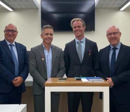 Solicitor General Boswijk awarded French judicial honour